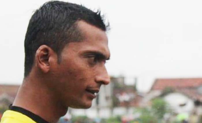 Wasit  PSSI Nurul Safarid. (Foto:Detik.Com)