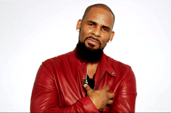 R Kelly dua kali dijerat kasus pelecehan seksual.