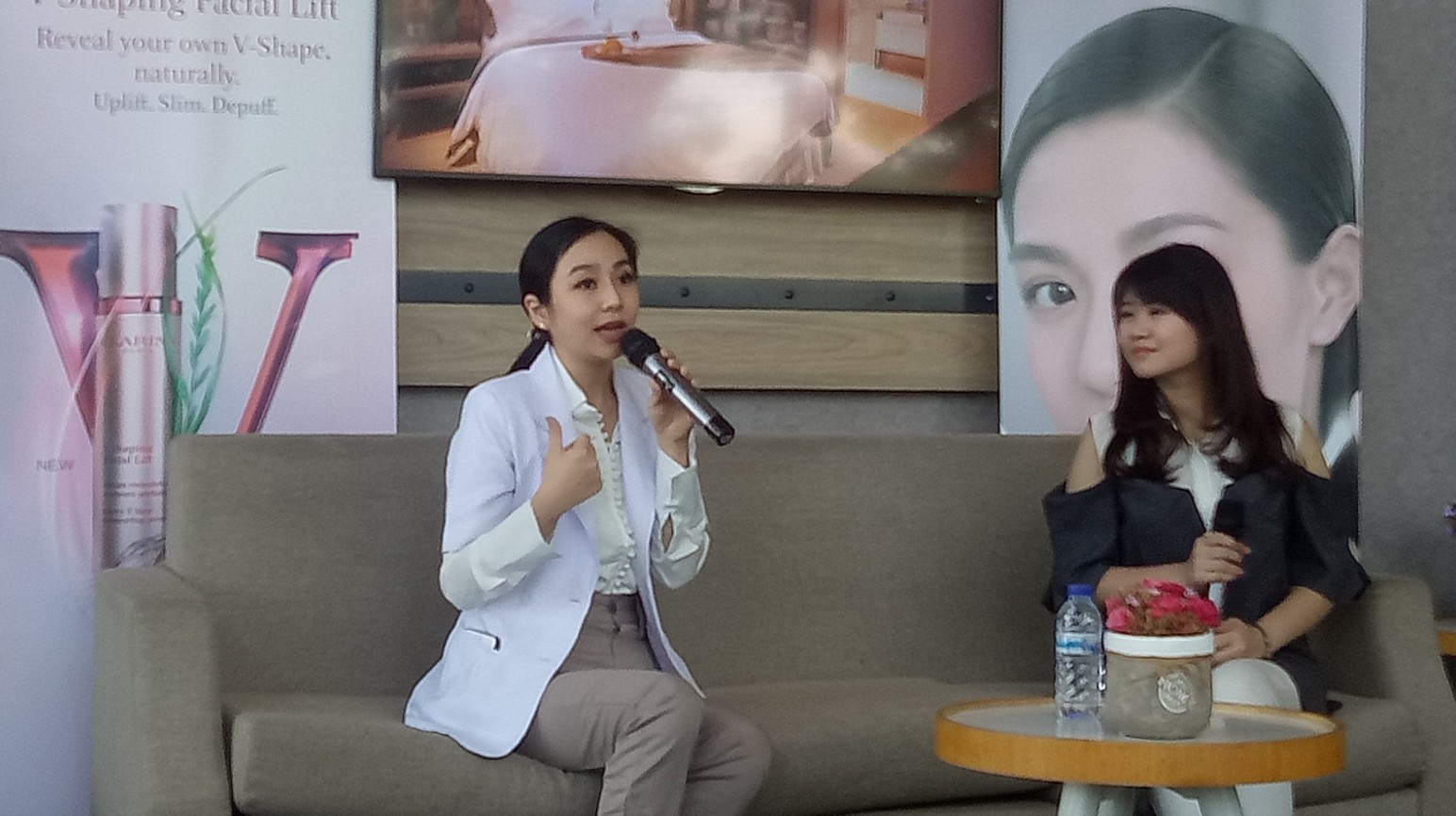 dr. Amelia Gonta spesialis estetika dalam 'Beauty Talk With dr. Amelia Gonta' Senin, 15 Juli 2019. (Foto: Pita/ngopibareng.id)