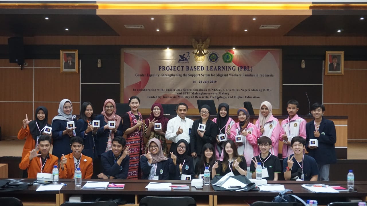 para peserta Program Penguatan Kelembagaan Kantor Urusan Internasional 