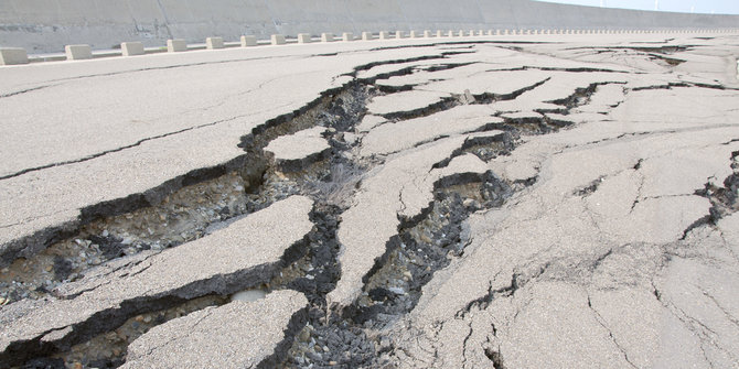 Ilustrasi gempa bumi. (Foto: istimewa)