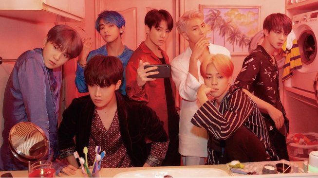 BTS, idol K-Pop di bawah naungan agensi Big Hit Entertainment.