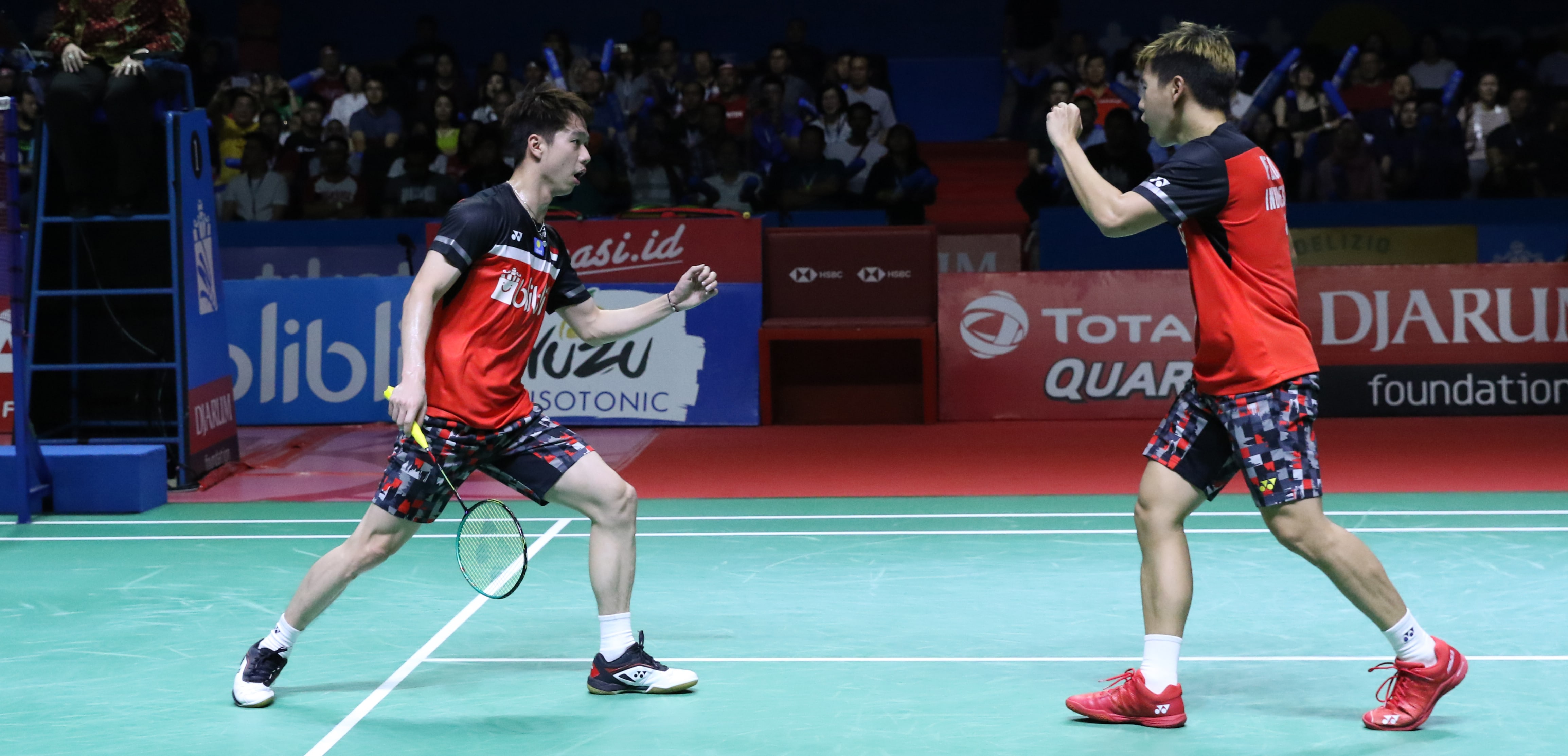 Kevin/Marcus saat bertanding menghadapi ganda China, Li Jun Hui/Liu Yu Chen di babak semifinal Indonesia Open 2019. (Foto: PBSI)