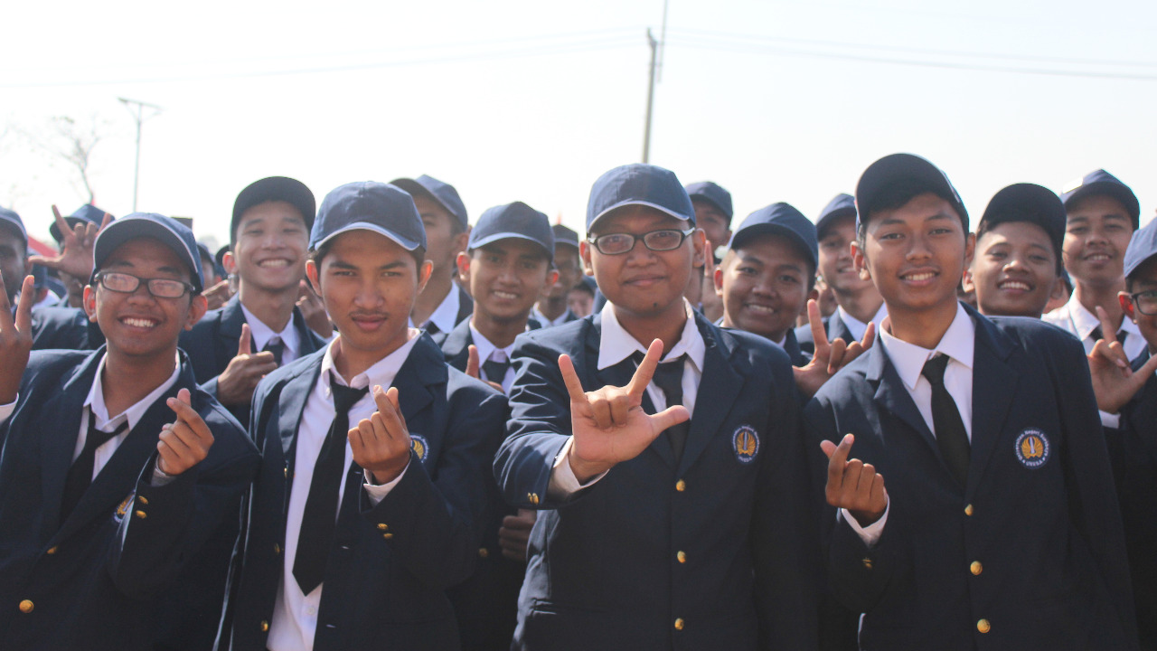 dokumentasi panitia PKKMB FISH Unesa