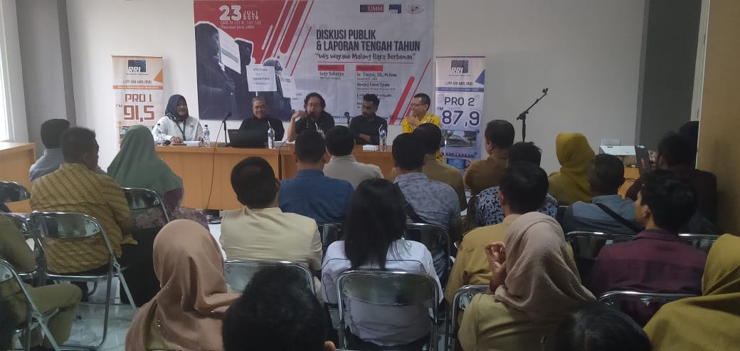 Diskusi Publik dan Laporan Tengah Tahun yang diadakan oleh Malang Corruption Watch (MCW) Kota Malang, pada 23 Juli 2019 (Theo/Ngopibareng.id)