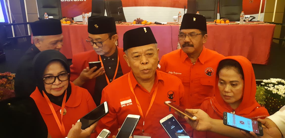 Ketua DPD PDIP Jatim petahana Kusnadi, usai Konferda, di Hotel Whyndam, Surabaya, Rabu 24 Juli 2019. (Foto: Farid/ngopibareng.id) 