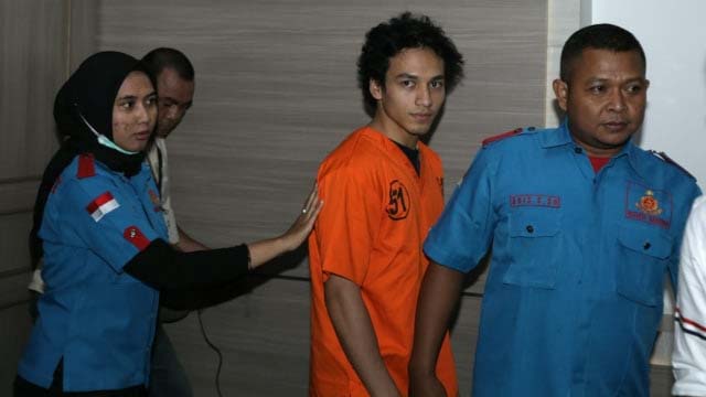 Jefri Nichol ketika diamankan polisi. (Foto:Antara)