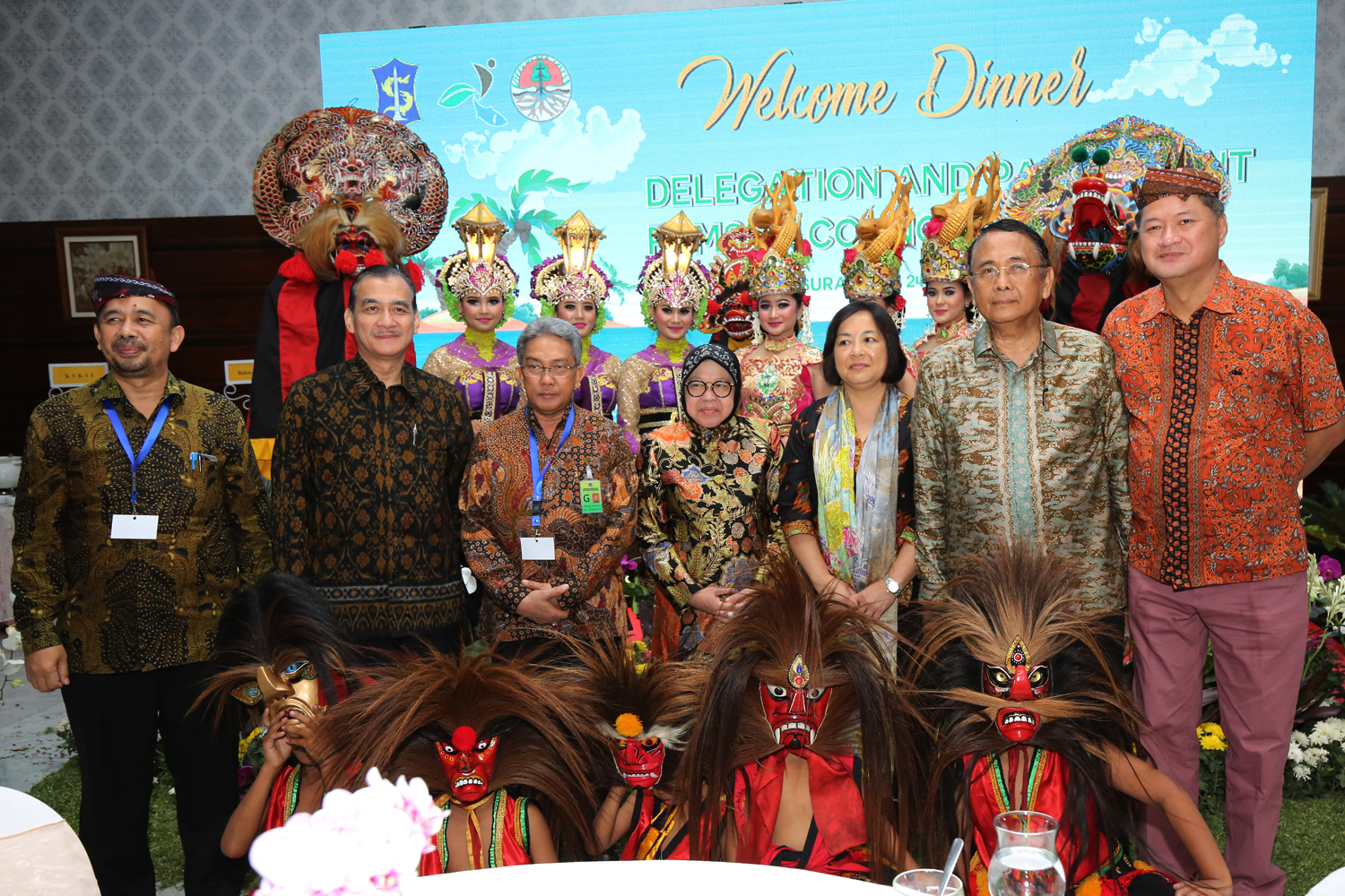 Risma beserta anggota PEMSEA. (Foto: dok. Humas Pemkot Surabaya)