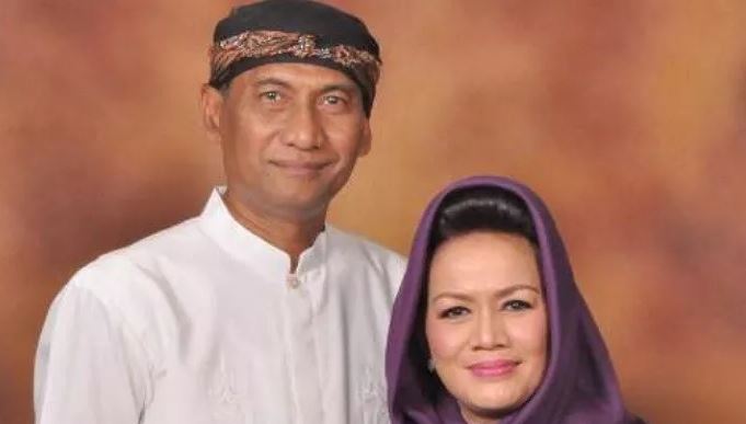 Bupati Kudus dan istri Rina Budhy. (Foto: Instagram