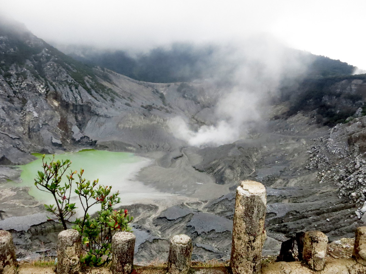 Kawah Ratu Tangkuban Parahu. (Foto: Istimewa)