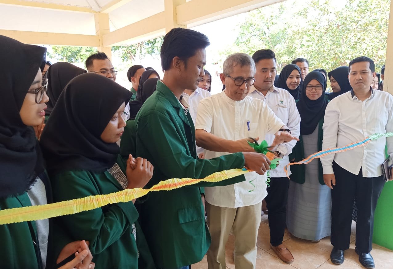 Rektor Unusa, Prof. Dr. Ir Achmad Jazidie, MEng saat membuka acara pelatihan kader ASI dan Rumah ASI di kelurahan wonokromo Surabaya.   (Foto: istimewa) )