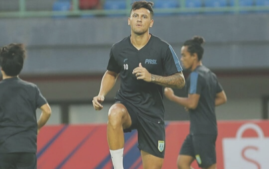 Striker Haus Gol Persela, Alex Gonçalves. (Foto:Nasih/ngopibareng.id)