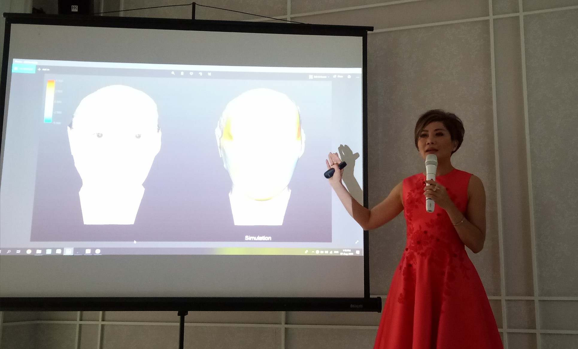 dr. Lanny Juniarti saat menerangkan metode facial baru The Science of Facial Architecture (Foto: Pita/ngopibareng.id) 