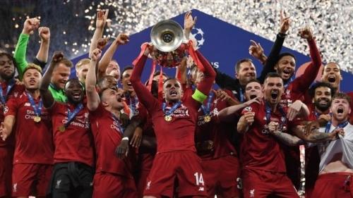 Para pemain Liverpool melakukan selebrasi (Foto: UEFA)