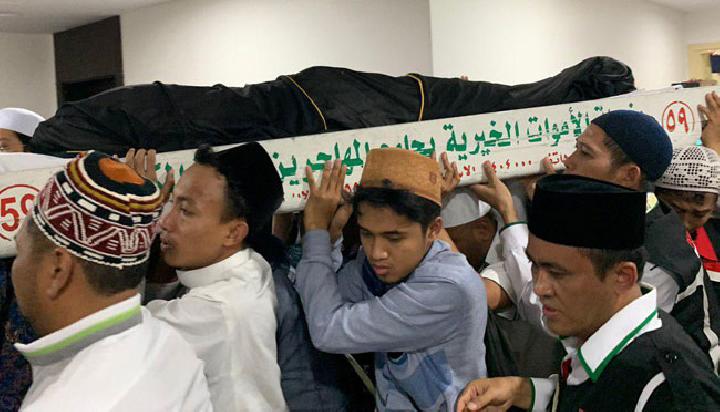 Prosesi pemakaman KH Maimoen Zubair. (Foto: Istimewa)