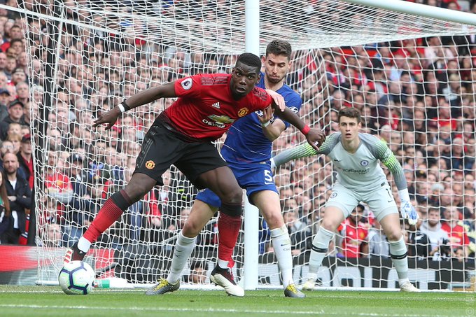 Paul Pogba masih berteka-teki seputar kemungkinan pindah ke klub lain kendati sudah mengantarkan MU menang 4-0 atas Chelsea. (Foto: Twitter/@ManUtd)