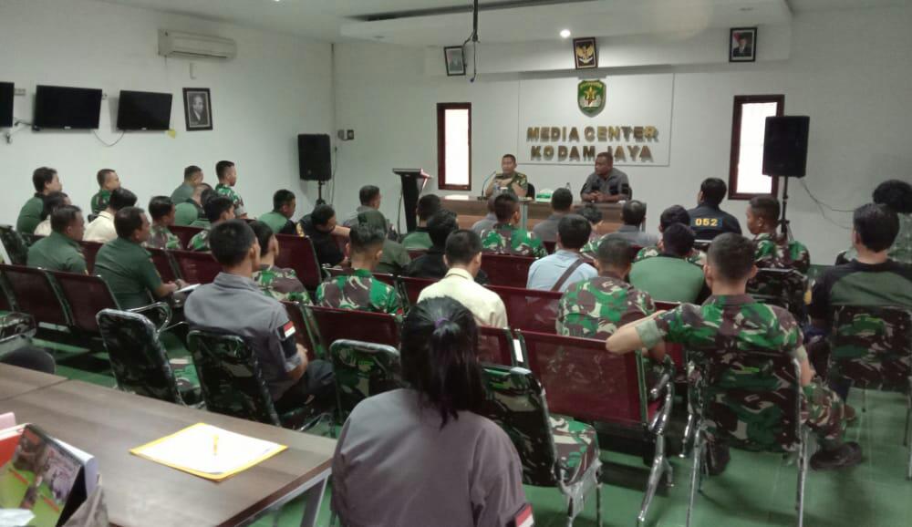 Suasana tatap muka Kapendam Jaya dengan para admin satuan jajaran se-Kodam Jaya