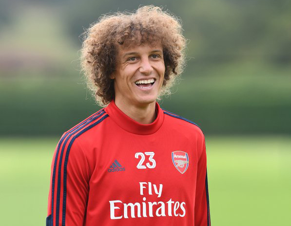 David Luiz keluar dari skuat Chelsea menjelang penutupan bursa transfer Premier League. (