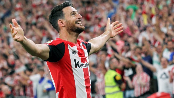 Aritz Aduriz menjadi pahlawan kemenangan Athletic Club atas Barcelona di laga perdana La Liga 2019-2020, Sabtu 17 Agustus 2019 di Estadio San Mames. (Foto: Twitter/@LaLiga)