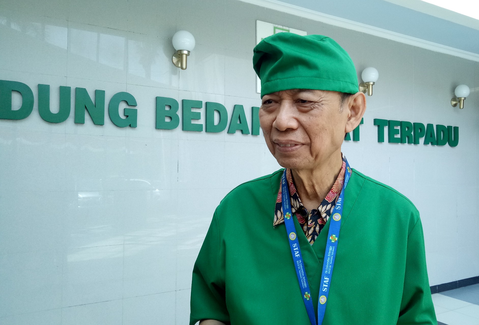 Ketua Tim Pusat Pelayanan Kembar Siam Terpadu RSUD Dr. Soetomo Surabaya. dr. Agus Harianto,SpA (K)  (foto: Pita/ngopibareng.id)