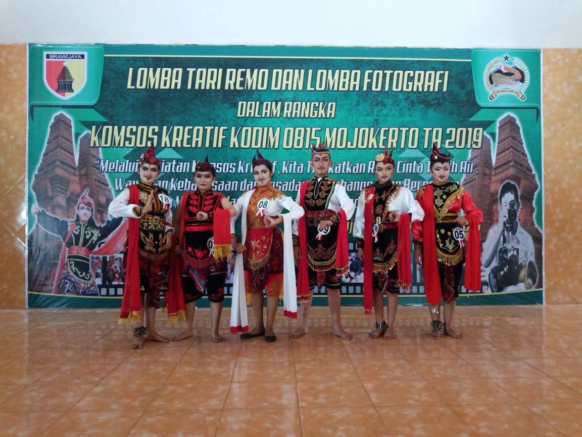 Salah satu Tim Peserta Lomba Tari Remo, pada Komsos Kreatif Kodim 0815 Mojokerto