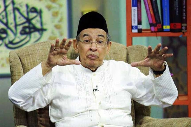 M Quraish Shihab selalu teduh dalam berdakwah. (Foto:dok/ngopibareng.id)