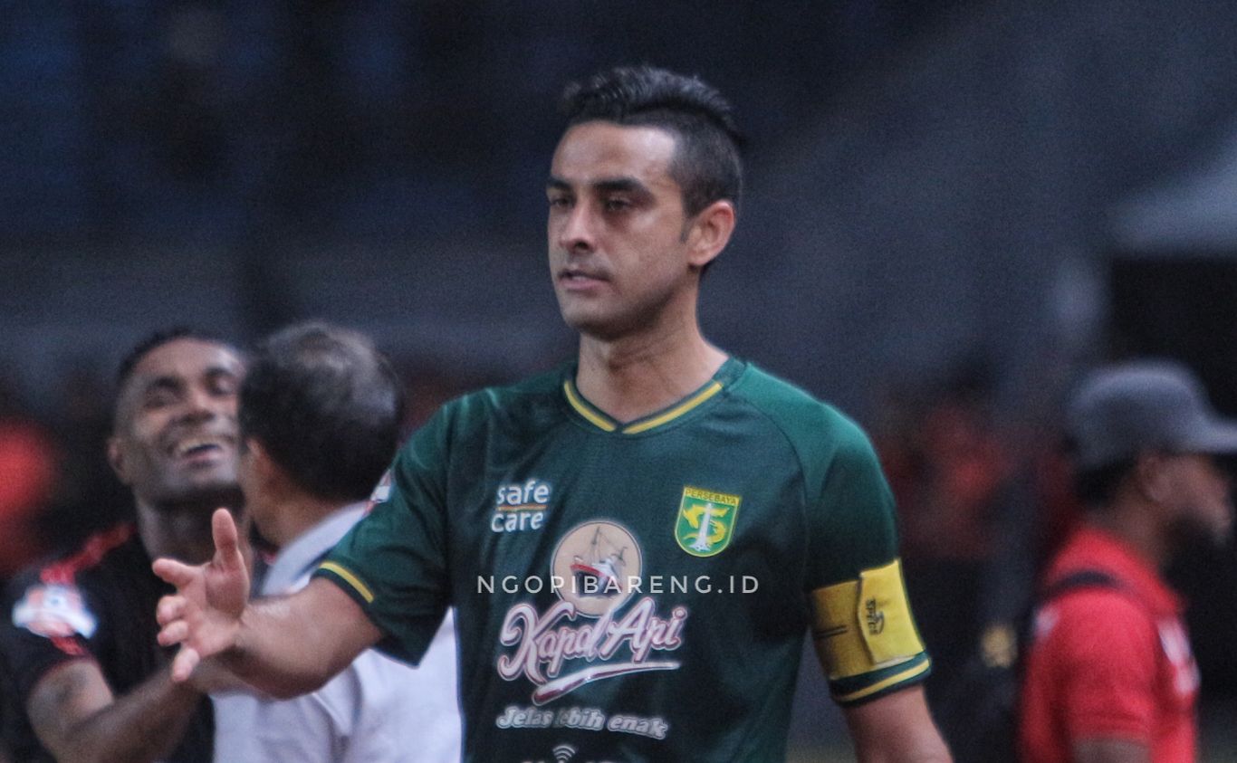 Bek Persebaya, Otavio Dutra. (Foto: Haris/ngopibareng.id)