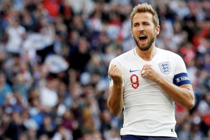 Penyerang Inggris Harry Kane merayakan gol kedua yang dicetaknya ke gawang Bulgaria dalam pertandingan Grup A kualifikasi Piala Eropa 2020, yang berlangsung di Stadion Wembley, Inggris, Minggu, 8 September 2019. (Foto: Antara/Reuters)