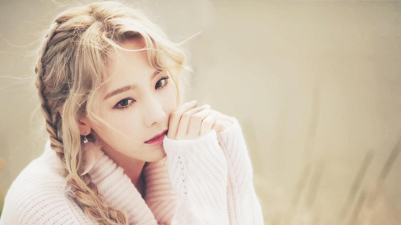 Taeyeon, anggota Girls' Generation (SNSD).