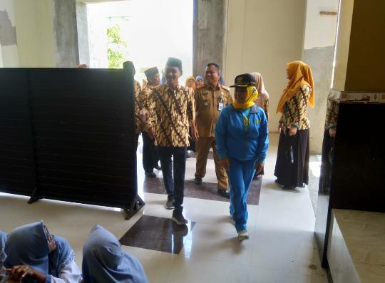 Wakil Bupati Lamongan, Kartika Hidayati saat sosialisasi Anti Narkoba. (Foto: Nasih/ngopibareng.id)