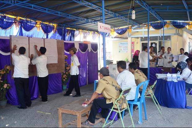 Pilkades di sebuah desa di Probolinggo periode lalu. Tahun ini, syarat  Cakades lebih longgar. (Foto: Istimewa/ngopibareng.id)