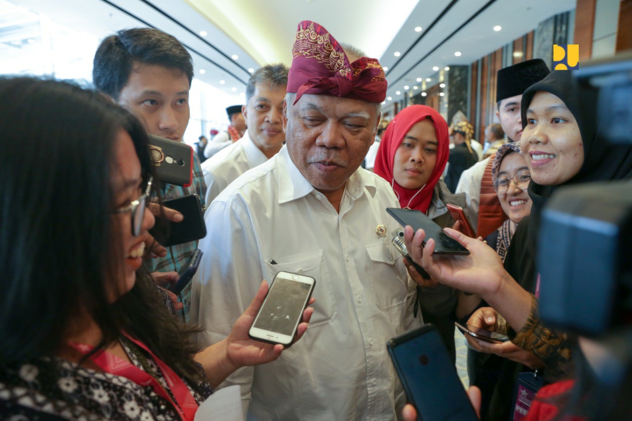 Menteri PUPR Basuki Hadimuljono saat memberikan keterangan pers di Jakarta, Selasa, 10 September 2019. (Foto Som PUPR)