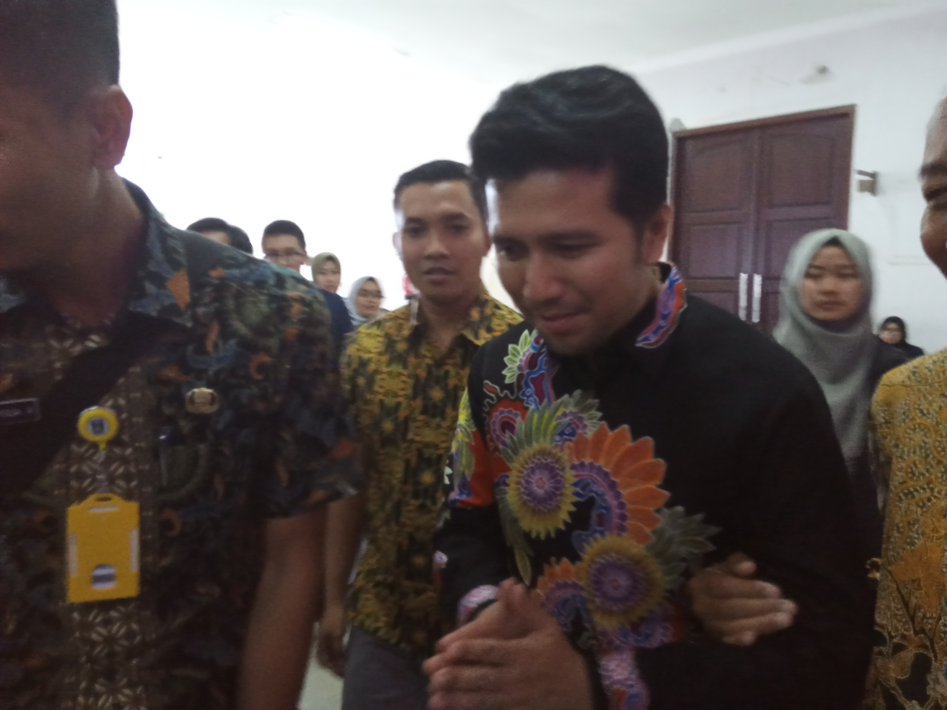 Wakil Gubernur Jawa Timur, Emil Elistianto Dardak, sesuai sebagai pembicara di Brawijaya Tourism Forum, di Aula Gedung Fakultas Ilmu Administrasi Universitas Brawijaya, Kamis 12 September 2019. (Foto: Theo/ngopibareng.id)