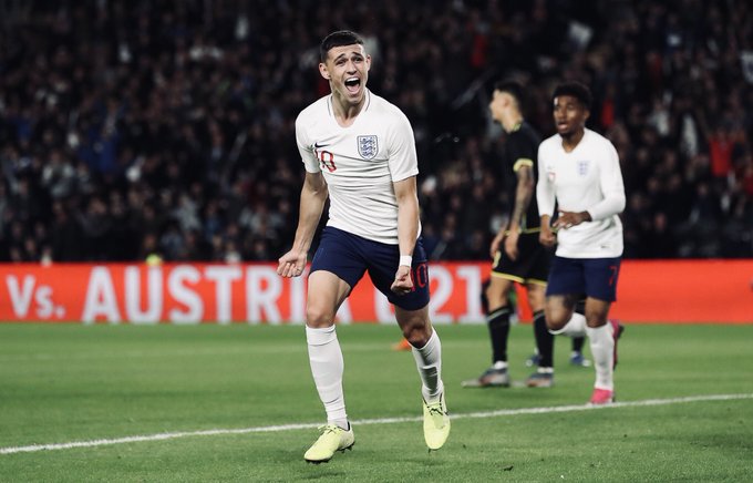 Mengilap bersama Timnas Inggris, bintang muda Manchester City, Phil Foden, minim mendapat kesempatan bermain di Manchester City. (Foto: Twitter/@