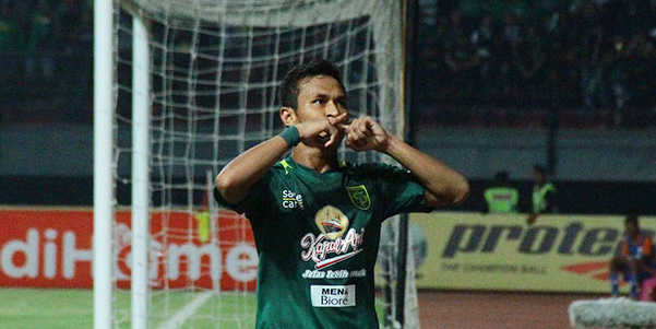 Osvaldo Haay sempat membawa Persebaya unggul atas Kalteng Putra. (Foto: Istimewa)