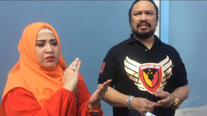Wirdha Sylvia dan suaminya, Zecky Alatas.