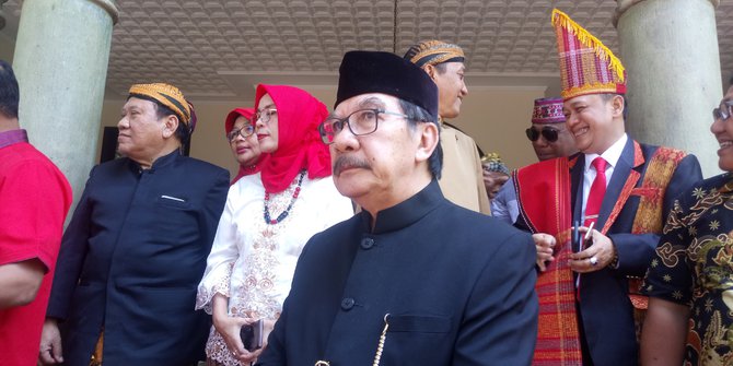 Antasari Azhar sesalkan sikap pimpinan KPK yang mengembalikan tanggung jawab ke presiden. Ini diungkapkannya saat menghadiri acara di Solo. (Foto: mdk)