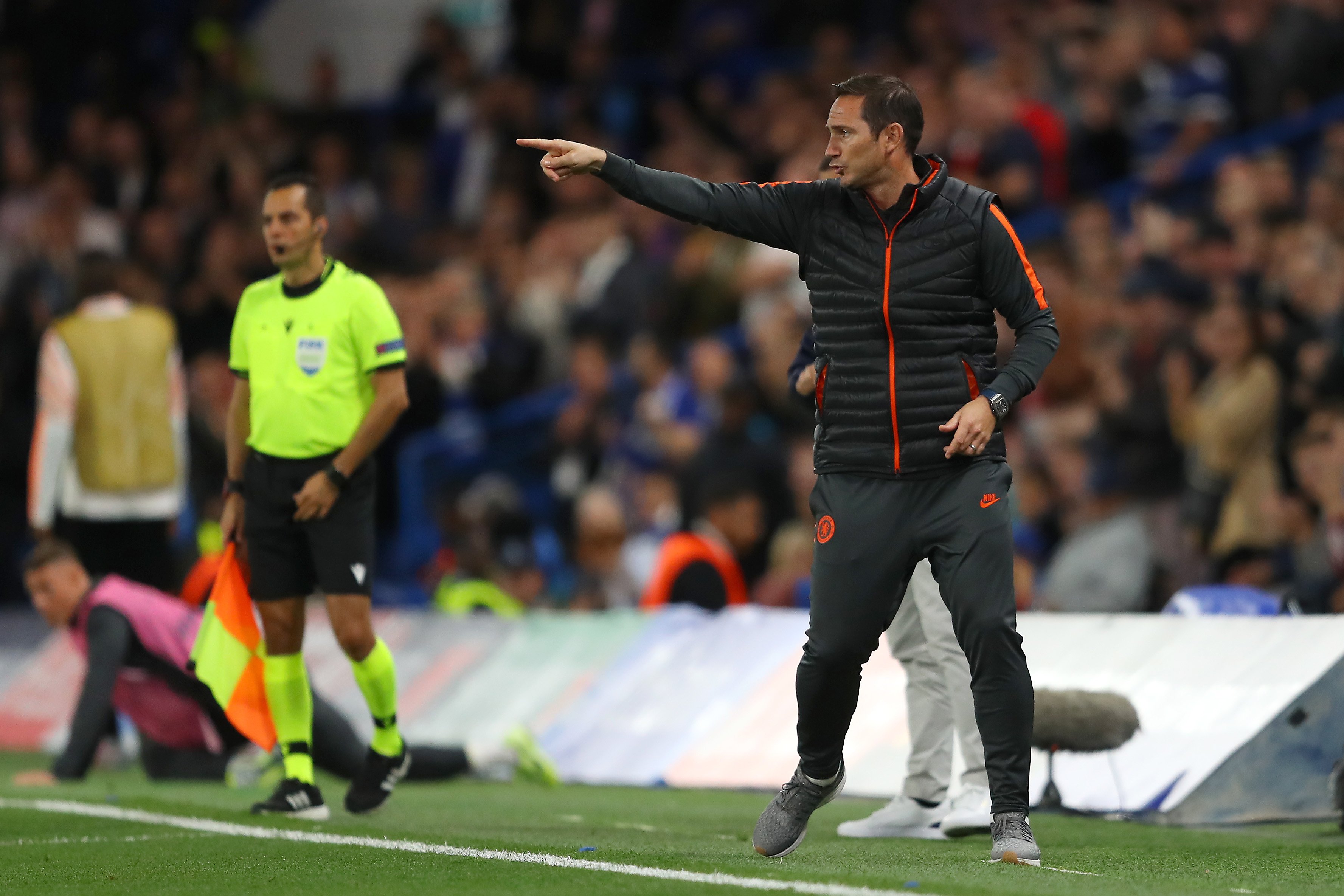 Pelatih Chelsea Frank Lampard saat mendampingi tim asuhannya di laga perdana Liga Champions 2019/2020. (Foto: Twitter @ChelseaFC)