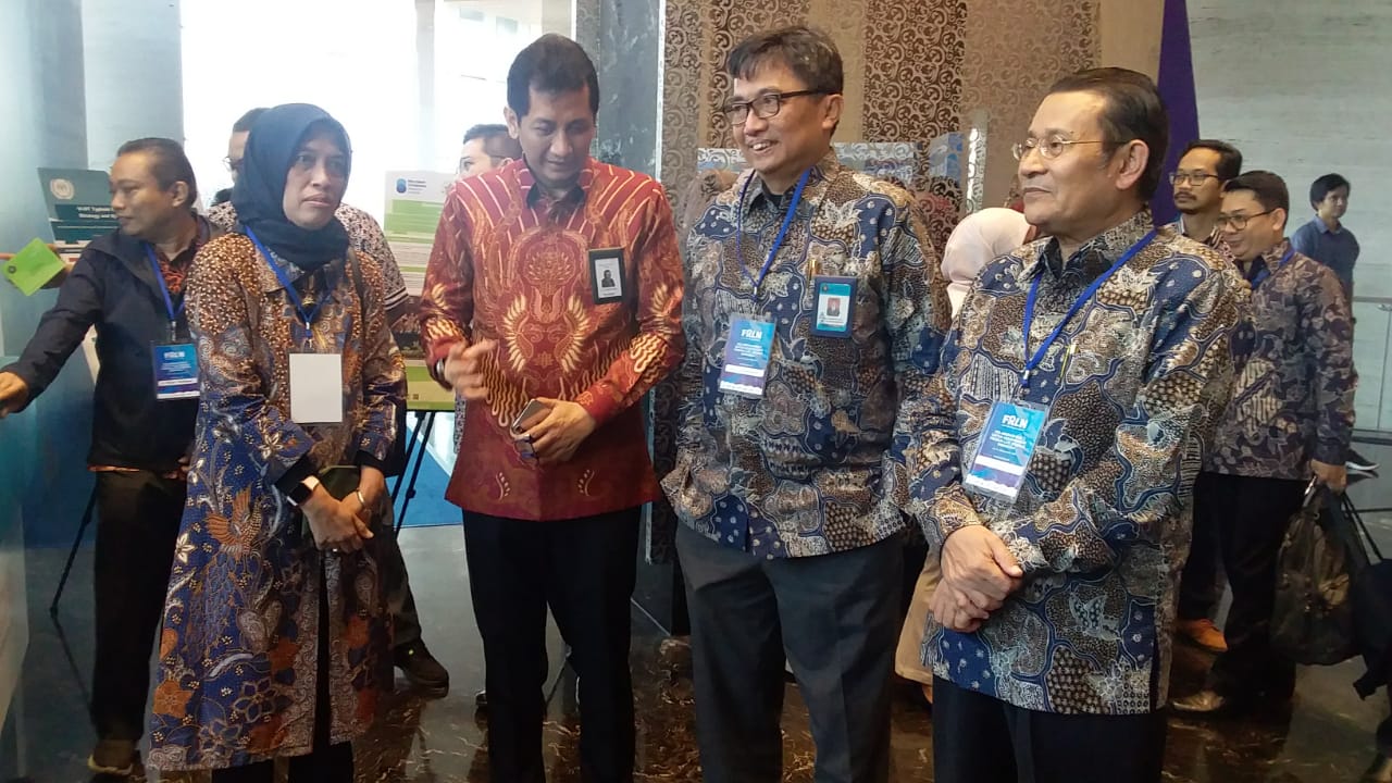 Jajaran Rektorat UB dalam acara Forum Riset Life Science Nasional (FRLN) yang diselenggarakan oleh PT Bio Farma (Persero) bersinergi dengan Kementerian Riset, Teknologi dan Pendidikan Tinggi serta Kementerian Kesehatan RI (dok: foto istimewa) 