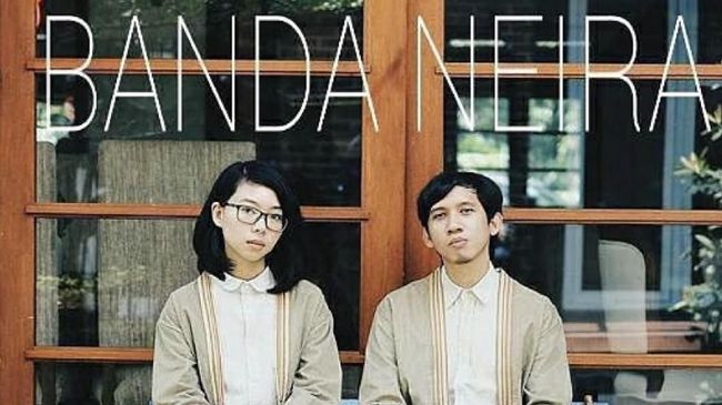 Musisi Ananda Badudu dan Rara Sekar, kakak penyanyi Isyana Sarasvati, saat tergabung di grup indie Banda Neira.