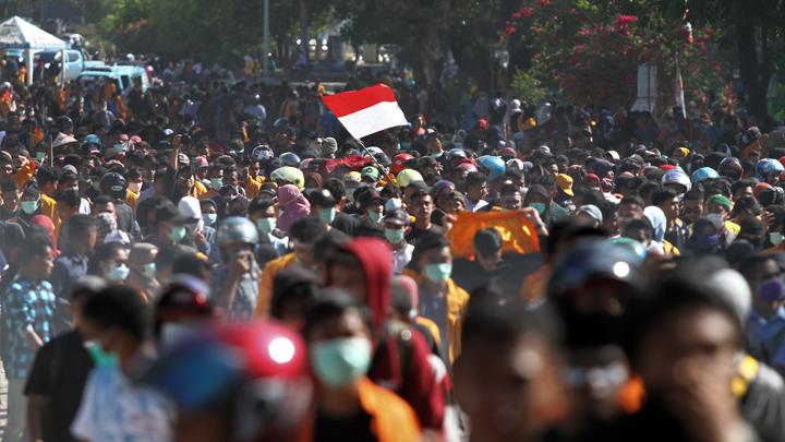 Unjuk rasa mahasiswa di Kendari yang berakhir ricuh. (Foto: Dok/Antara)