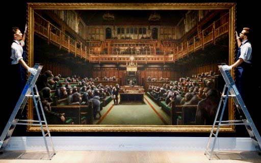 Ukuran asli karya Banksy,  Devolved Parliament. (Foto:RawStory) 