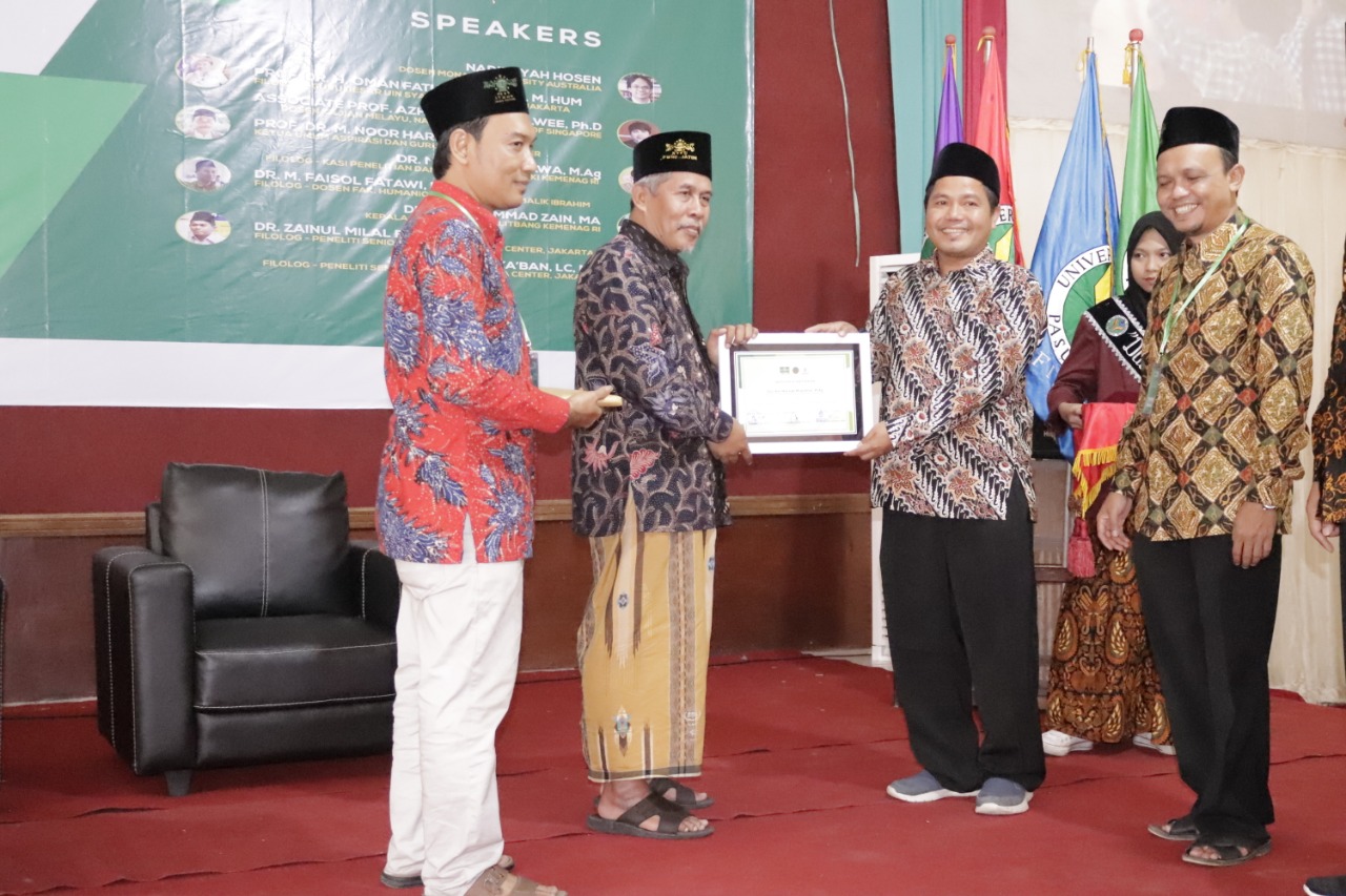 KH Marzuki Mustamar dalam kegiatan di Universitas Yudharta, Pasuruan. (Foto: ist/ngopibareng.kid)