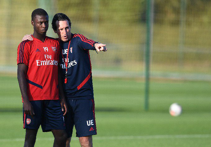 Nicholas Pepe saat berlatih di bawah arahan Unai Emery. (Foto: Twitter/@Arsenal)