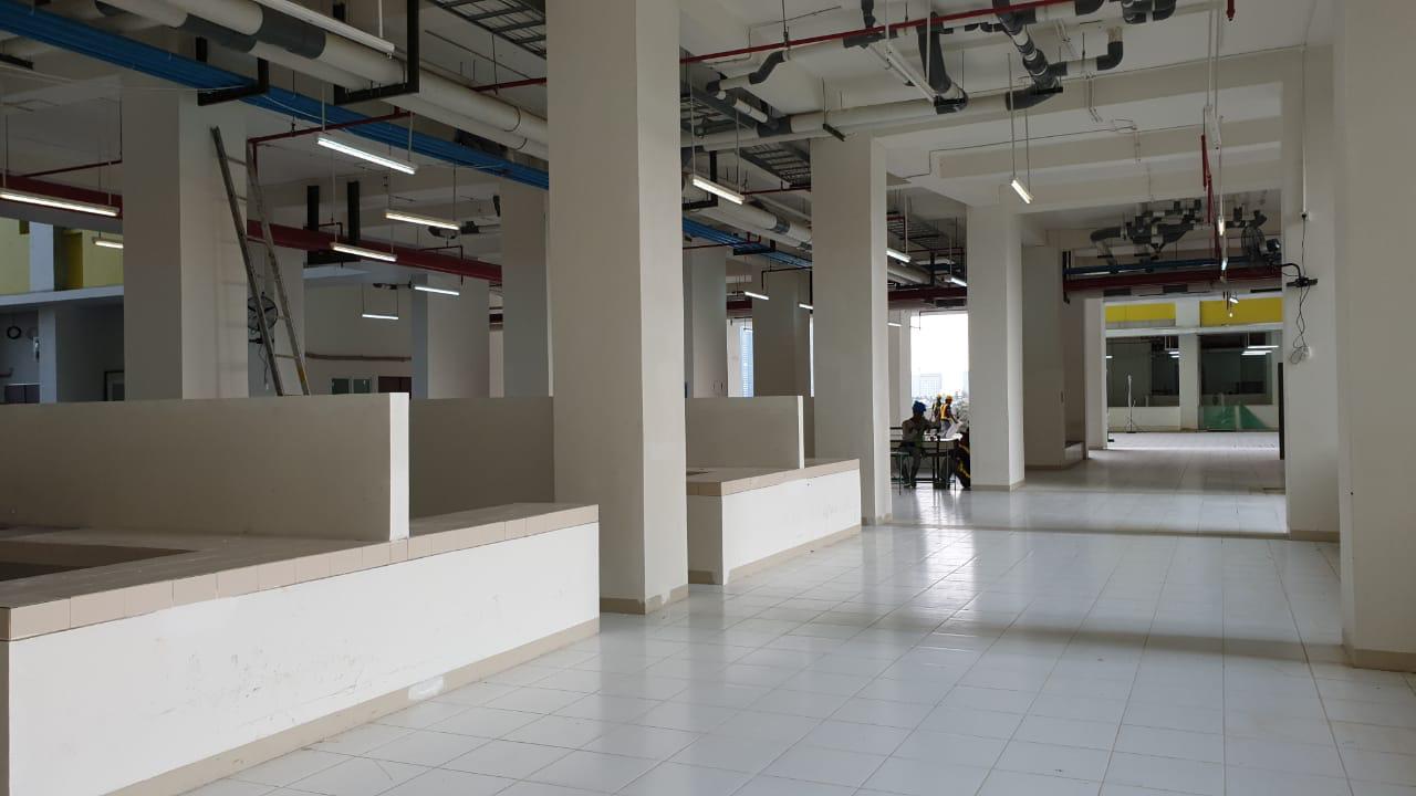 Contoh stan pasar yang terintegrasi dengan Rusunawa Pasar Rumput. Rusunawa ini merupakan proyek hunian vertikal terintegrasi pasar tradisional terbesar yang dibangun Kementerian Pekerjaan Umum dan Perumahan Rakyat (PUPR). (Foto: PUPR)