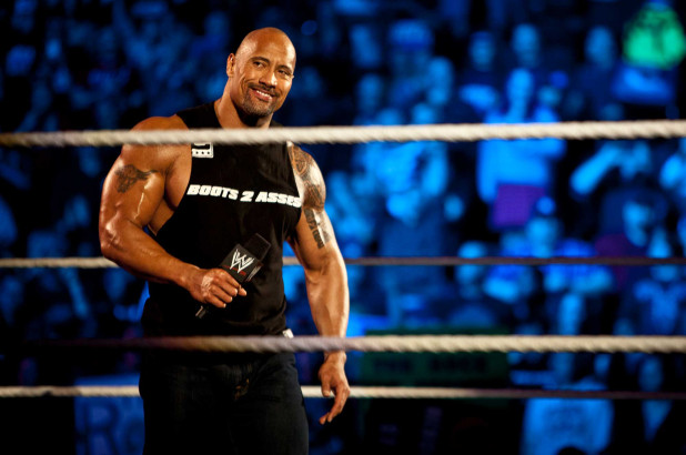 Dwyne Johnson balik ke ring gulat, pada perayaan 20 tahun WWE Smackdown di Los Angeles, Amerika Serikat, Jumat 4 Oktober 2019.