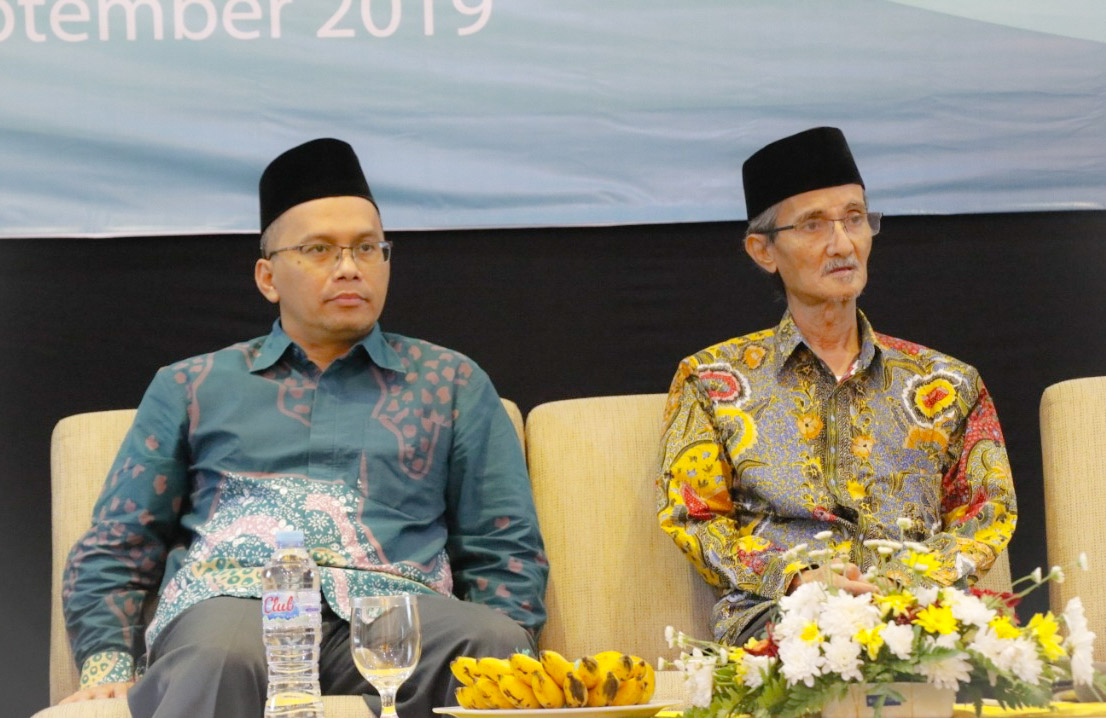 KH Husein Muhammad (kanan) bersama koleganya. (Foto: dok/ngopibareng.id)