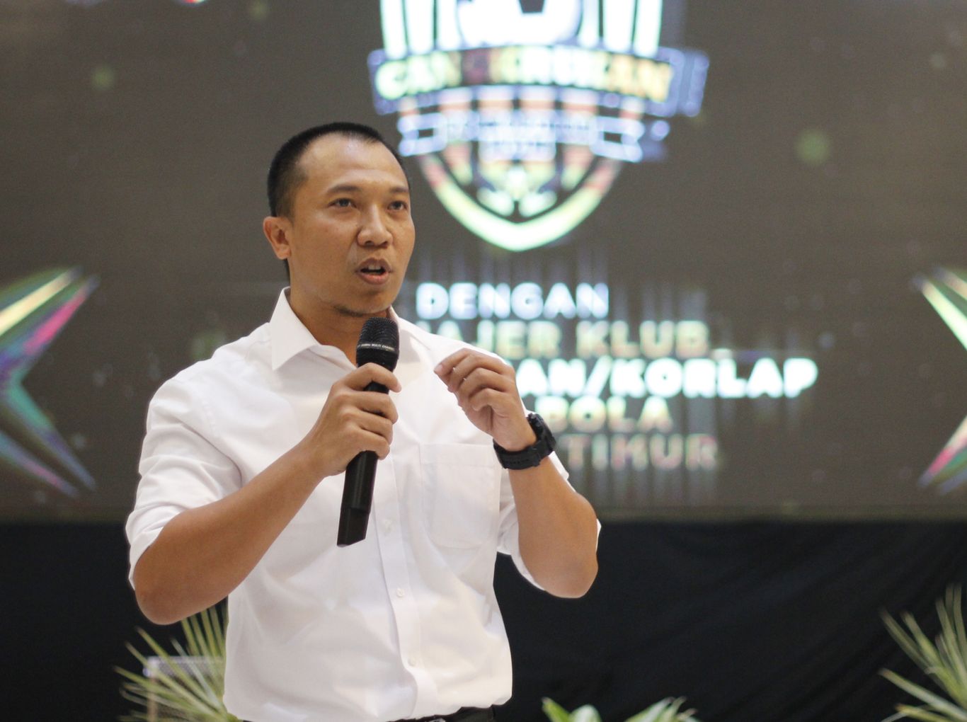 Sekretaris Asprov PSSI Jatim, Amir Burhannudin. (Foto: Haris/ngopibareng.id)