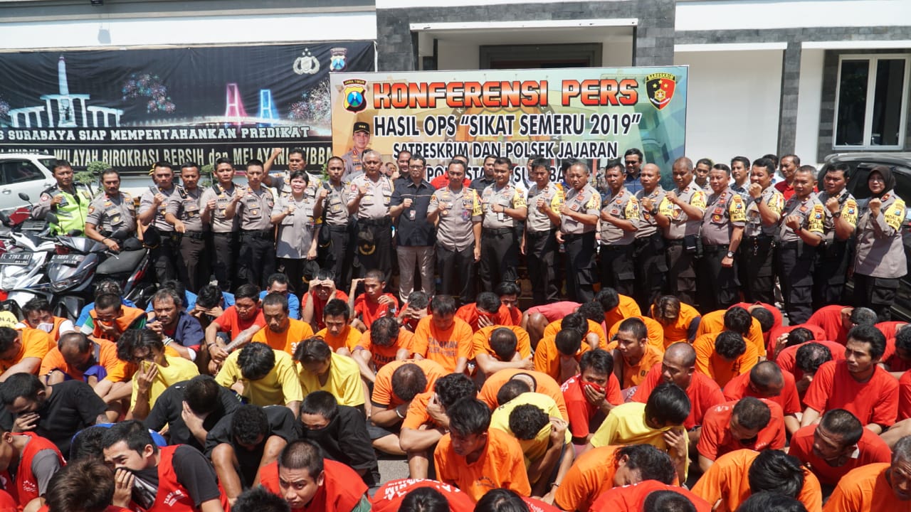 Konferensi Pers hasil operasi 'Sikat Semeru' di Mapolrestabes Surabaya, Rabu 9 Oktober 2019. (Foto: Faiq/ngopibareng.id)