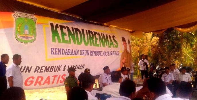 Kendaraan urun rembug masyarakat yang digelar di desa Kenduruan, Kecamatan Sukorejo. (Foto: dok humas)